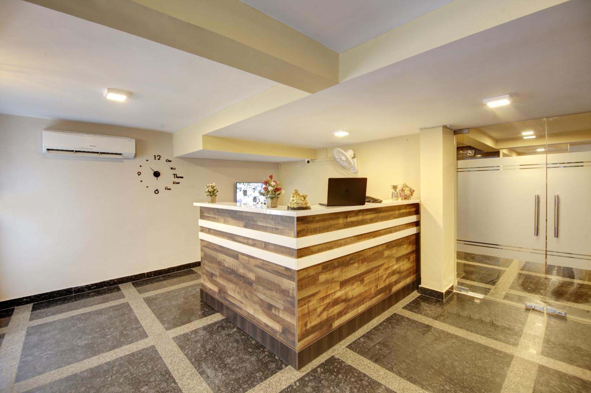 Limewood Stay - Executive Huda City Center Gurgaon Exterior photo